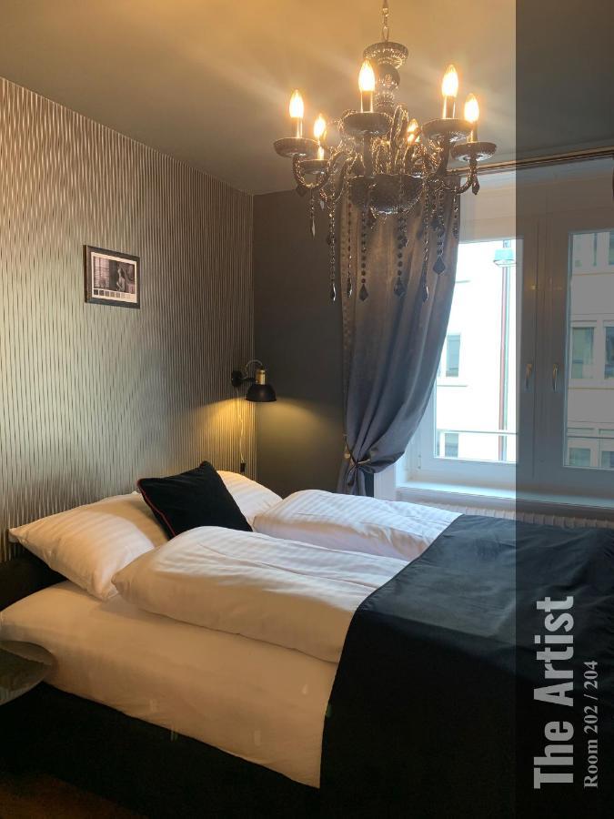 The Henry Self Check-In Guesthouse Zurich Exterior photo