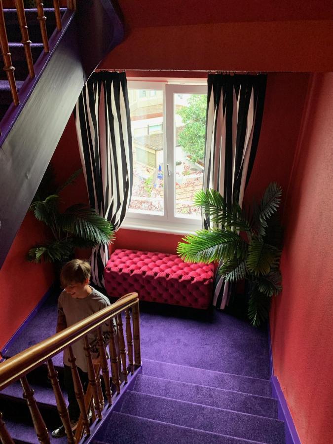 The Henry Self Check-In Guesthouse Zurich Exterior photo